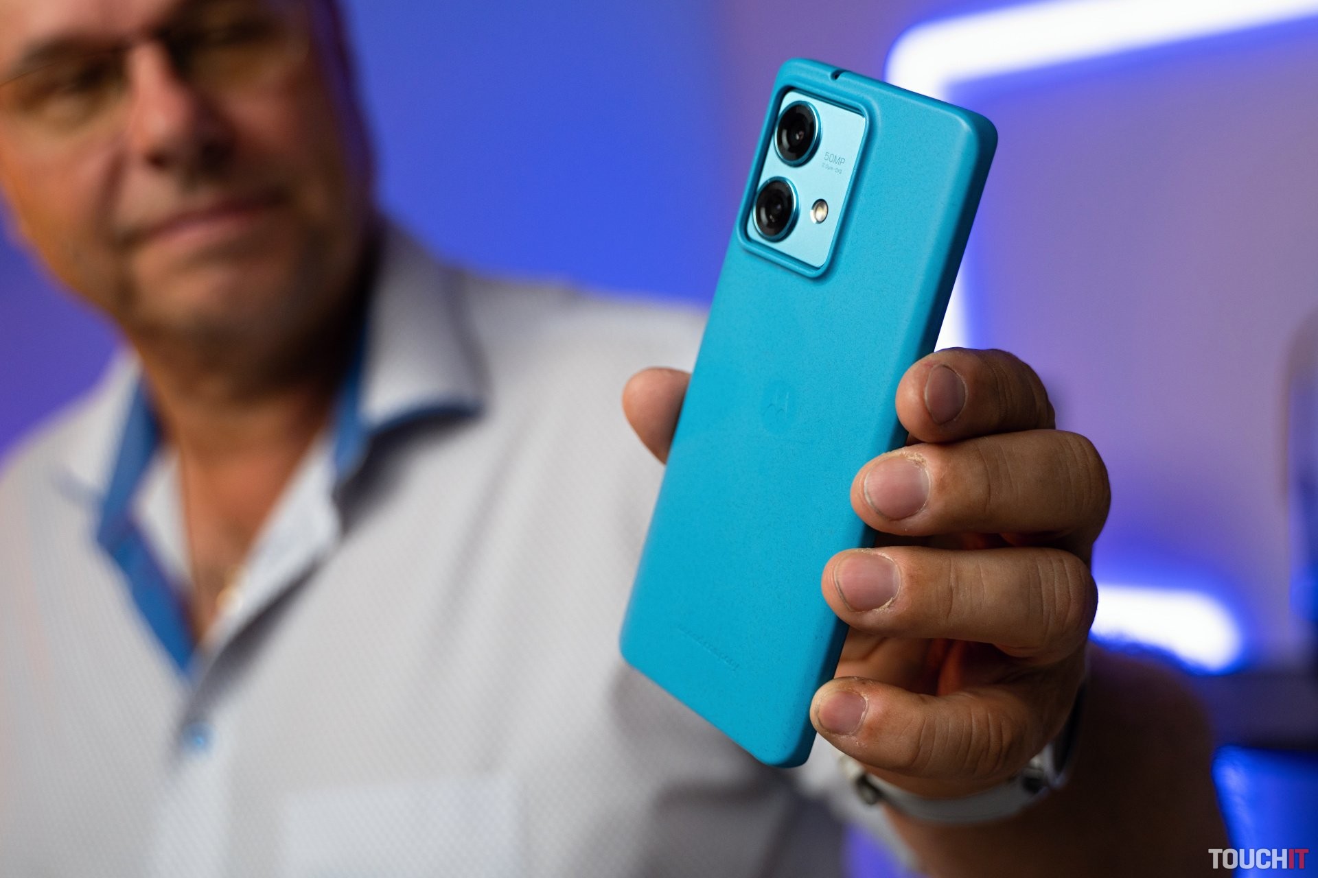 Telefón Motorola Edge 40 Neo: stávka na istotu (RECENZIA a VIDEO)