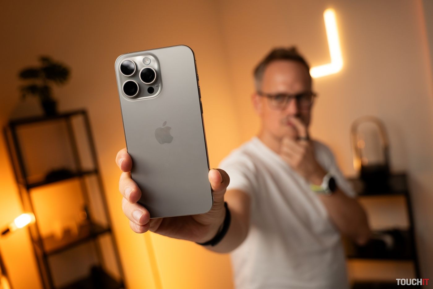 iPhone 15 Pro Max: Ľahší, krajší a s USB-C (RECENZIA)