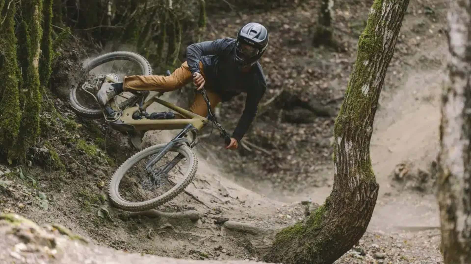 Specialized Kenevo SL2: Nástupca modelu SL ponúka vyšší výkon a špičkovú jazdnú dynamiku