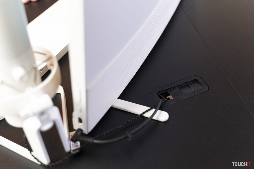 Endorfy Atlas L Electric: Stôl, ktorý sa vám prispôsobí