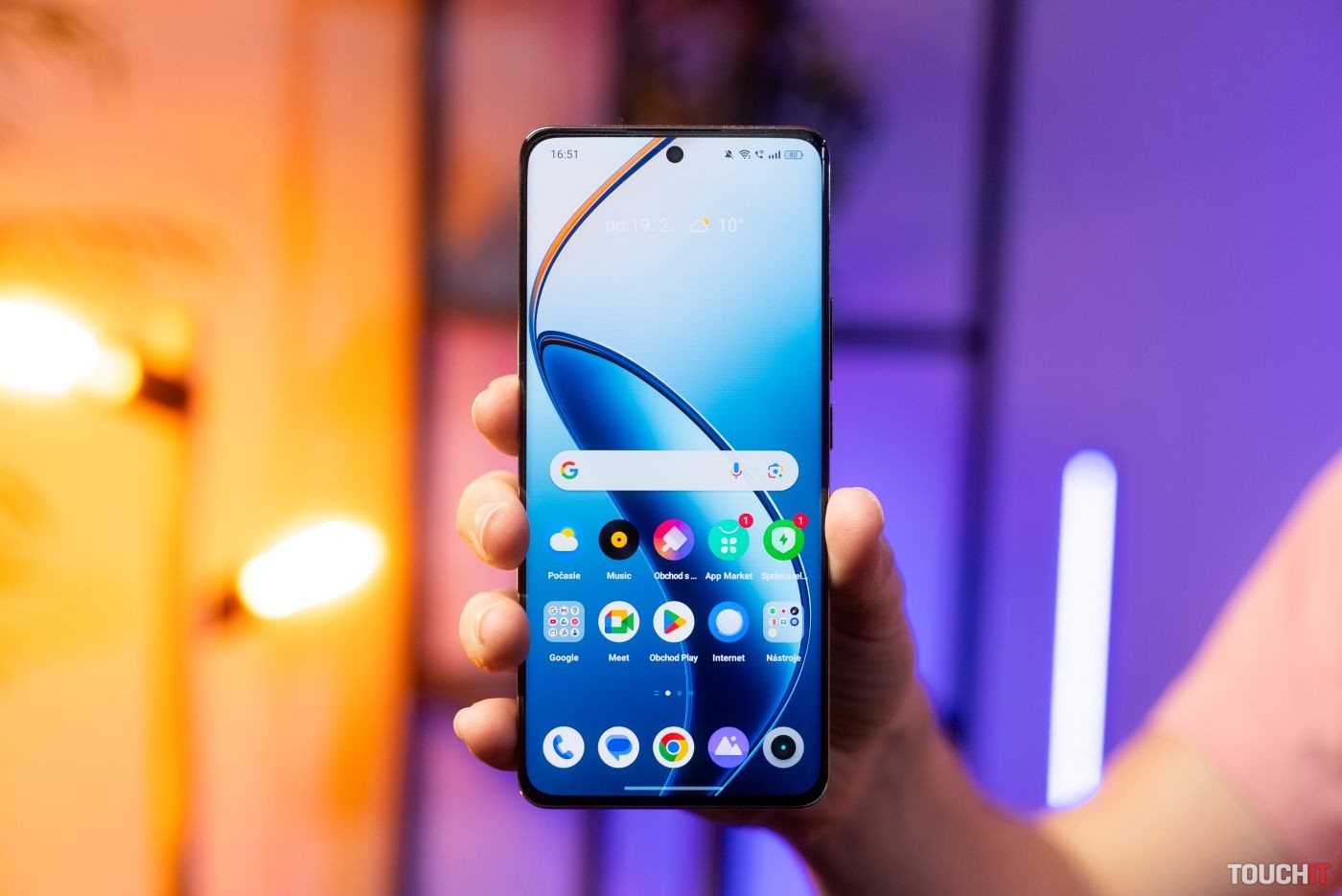 Realme GT6 potvrdzuje ďalšie informácie: Atraktívna cena aj skvelý fotoaparát