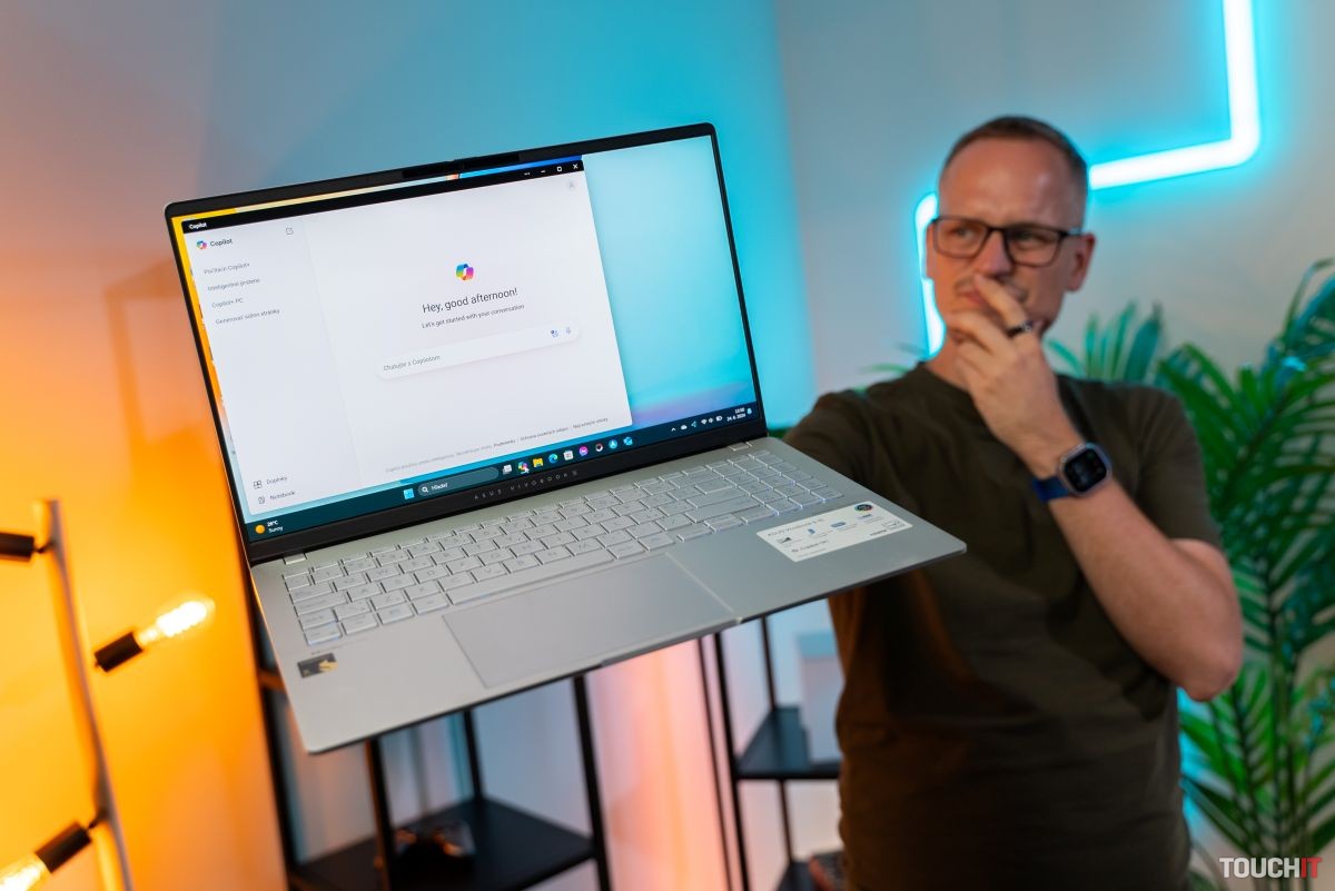 ASUS Vivobook S 15: Takýto Windows notebook tu ešte nebol (RECENZIA)
