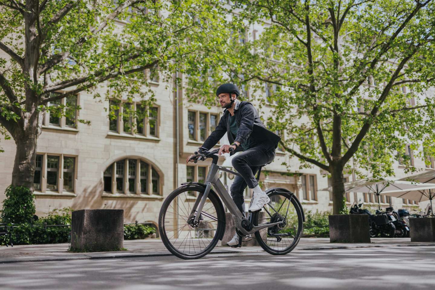 Cesta s e-bicyklom s využitím umelej inteligencie
