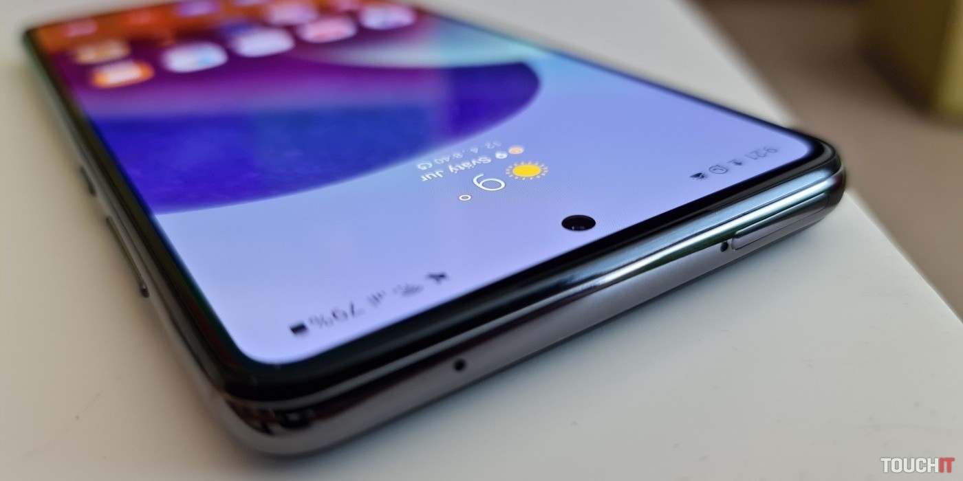 Ako použiť dve aplikácie na jednej obrazovke na Samsungu?