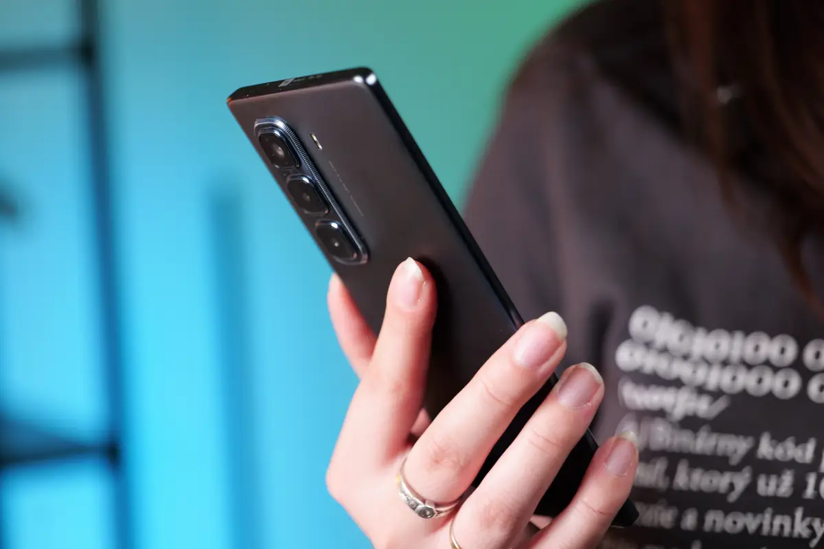 Infinix HOT 60 Pro+: Najtenší telefón so zakriveným displejom príde tento mesiac