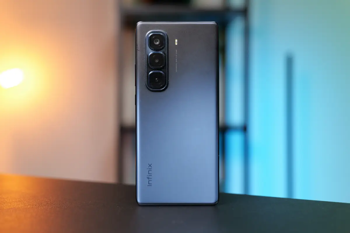 Ultratenký Infinix HOT 60 Pro+: Unikli takmer kompletné špecifikácie