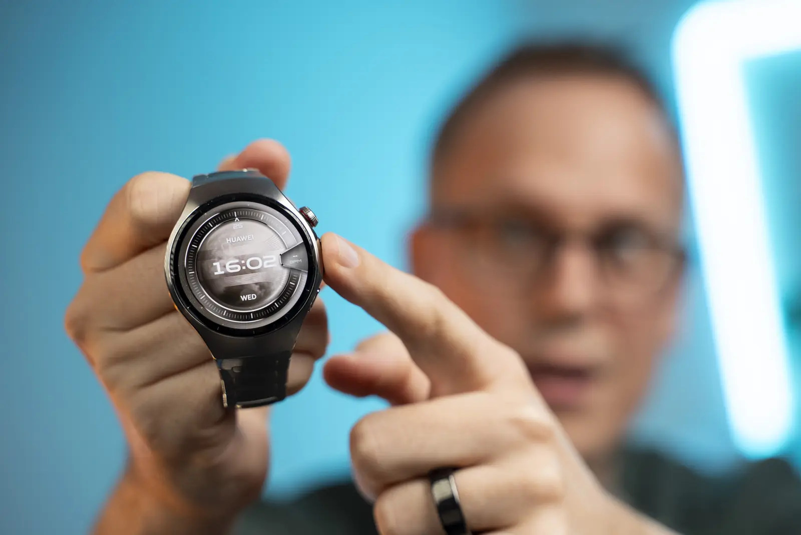 Huawei Watch 5 majú eSIM aj inovatívny zdravotný senzor (RECENZIA)